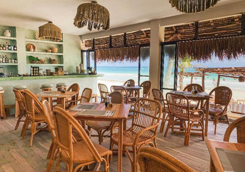 Fotos del hotel Dune Boutique  Located At The Party Zone:  8