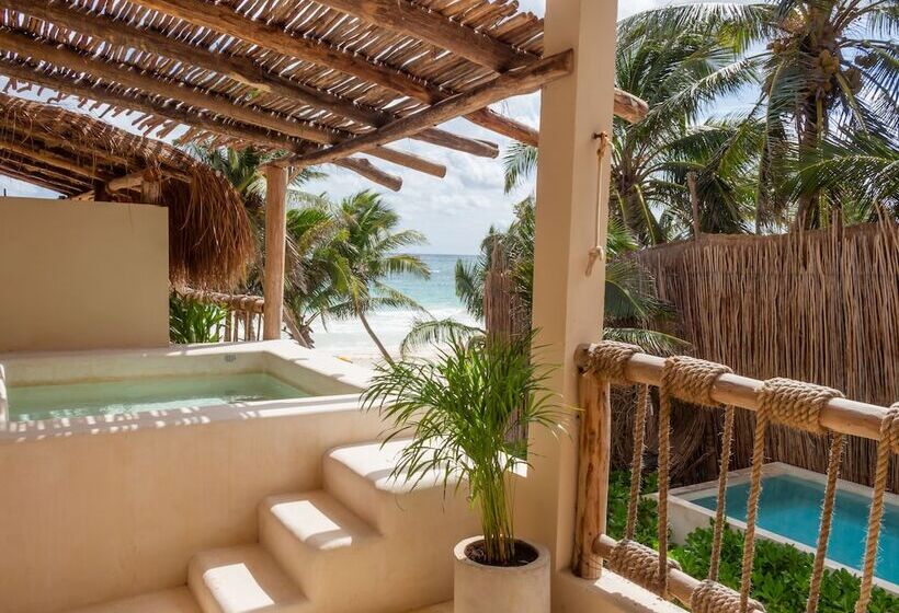 Fotos del hotel Dune Boutique  Located At The Party Zone:  17