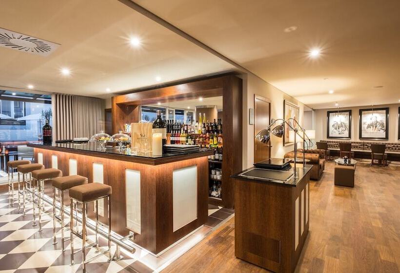 Fotos del hotel Vila Gale Porto Ribeira:  4