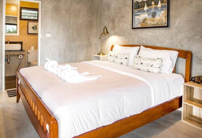 White Knot Khao Yai By D Varee