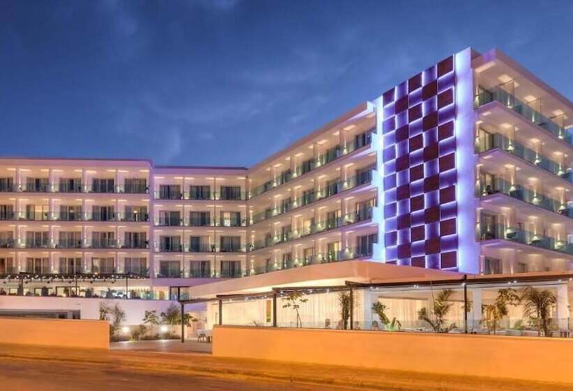 Fotos del hotel The Blue Ivy Hotel & Suites:  2