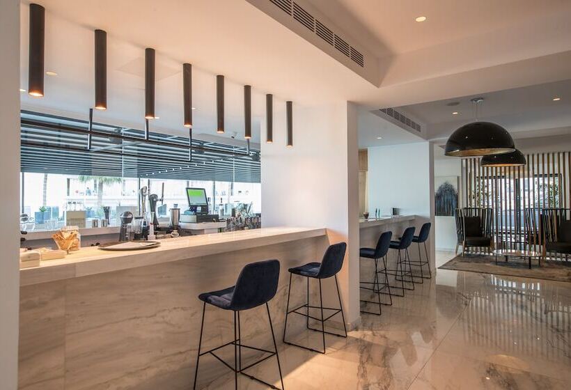 Fotos del hotel The Blue Ivy Hotel & Suites:  6