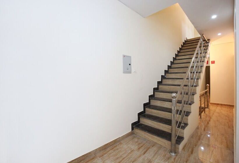 Fotos del hotel Oyo 9254 The Platinum:  10