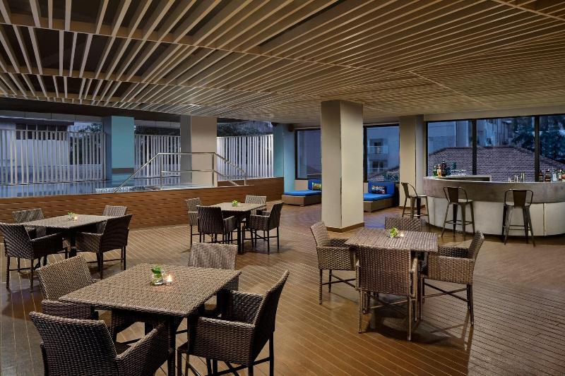 Fotos del hotel Aloft Jakarta Wahid Hasyim:  8