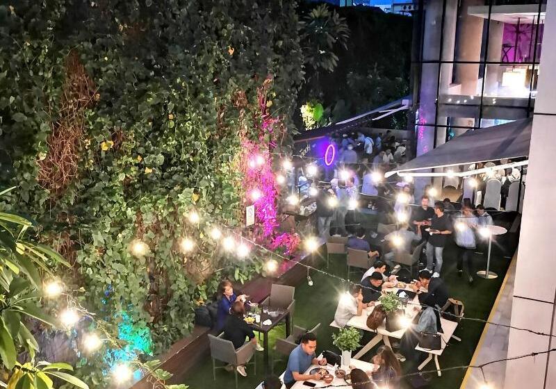 Fotos del hotel Aloft Jakarta Wahid Hasyim:  17