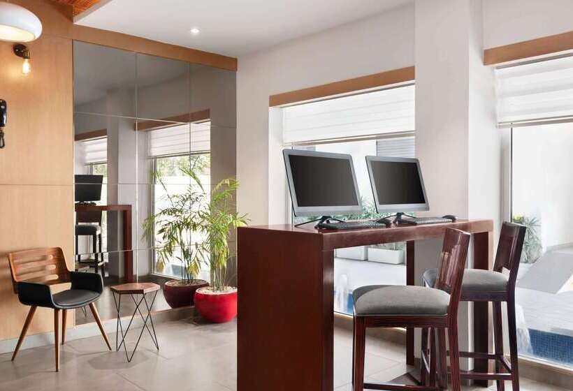 Fotos del hotel Howard Johnson By Wyndham, Kolkata Airport:  8