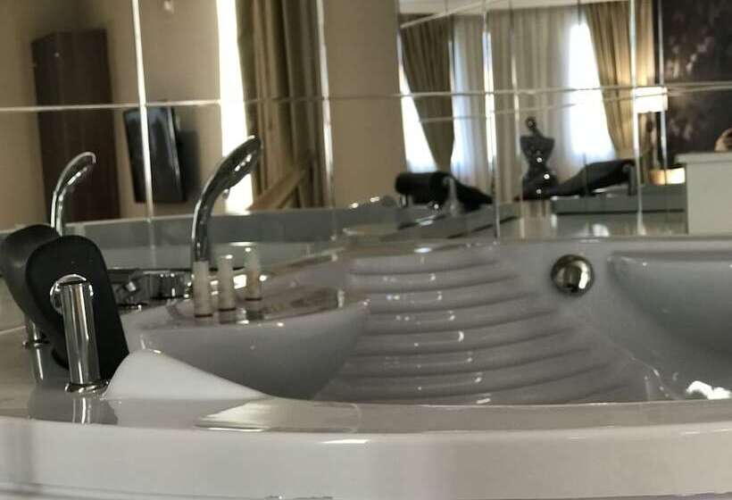 Fotos del hotel Deluxe:  17