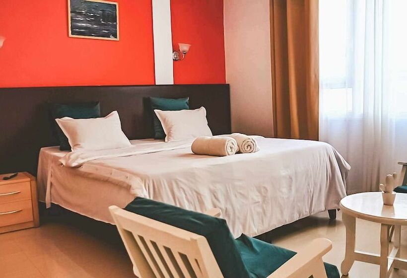 Fotos del hotel Hôtel White Palace:  4