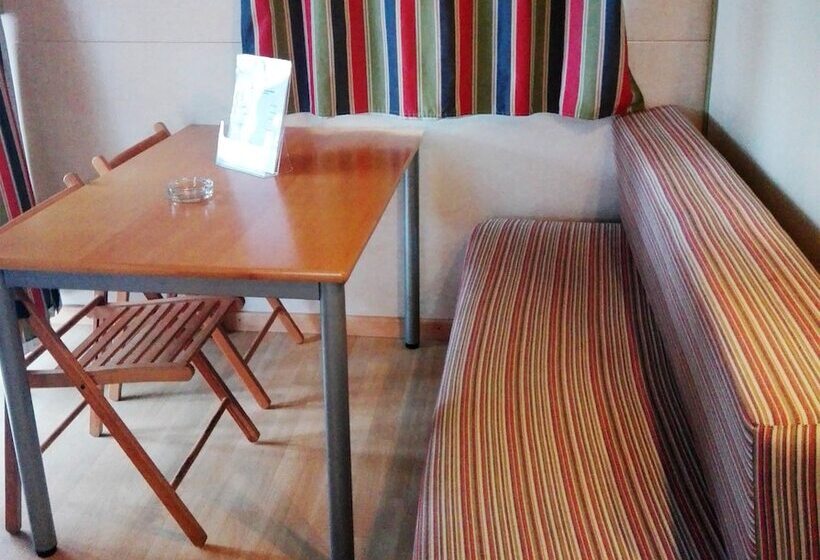 Fotos del hotel Parque De Campismo Orbitur Valado:  14