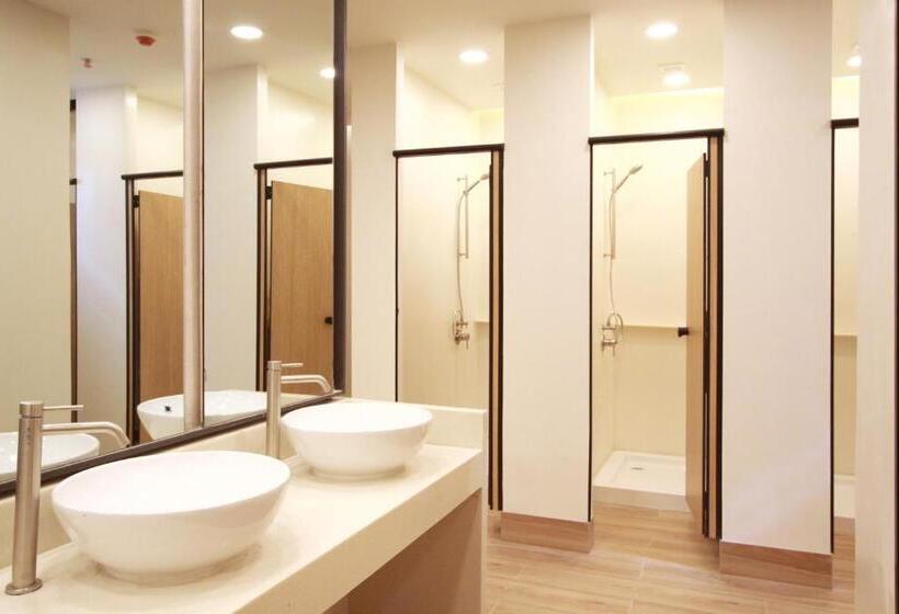 Fotos del hotel Lub D Philippines Makati  Hostel:  5