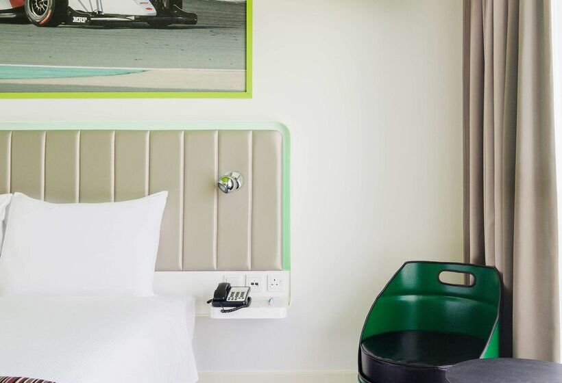 Fotos del hotel Park Inn By Radisson Dubai Motor City:  25