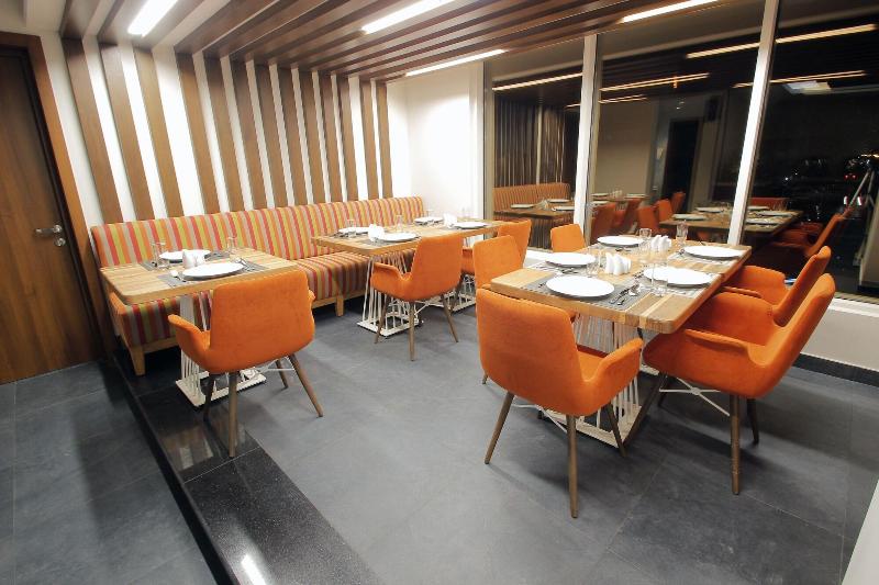 Fotos del hotel Diwan Residence  Alsalamah:  10