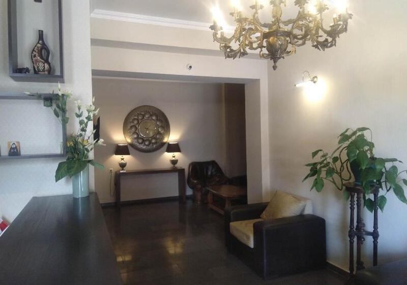 Fotos del hotel Eleon Boutique:  2