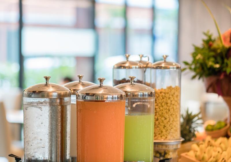 Fotos del hotel New Square Patong   Sha:  21