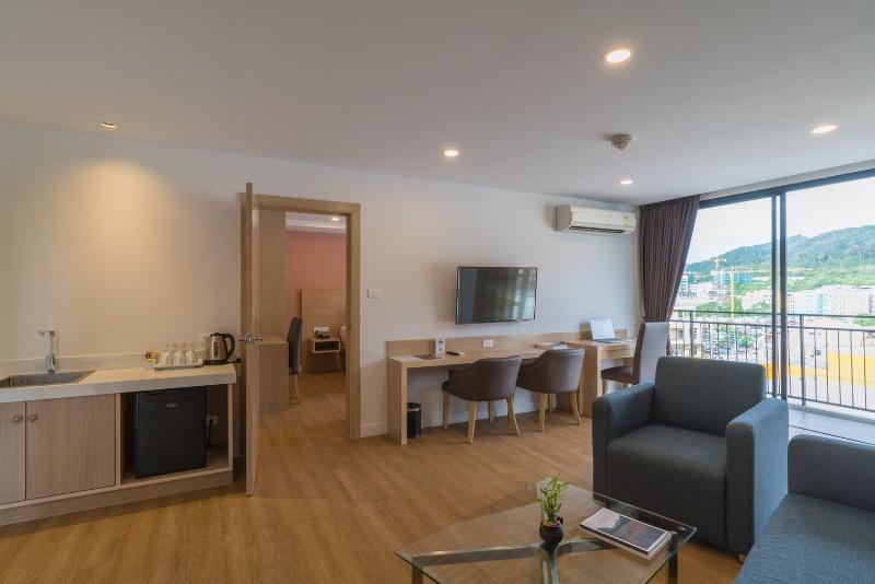 Fotos del hotel New Square Patong   Sha:  25