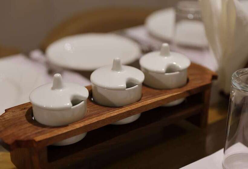 Fotos del hotel 440, A Serene Stay:  17