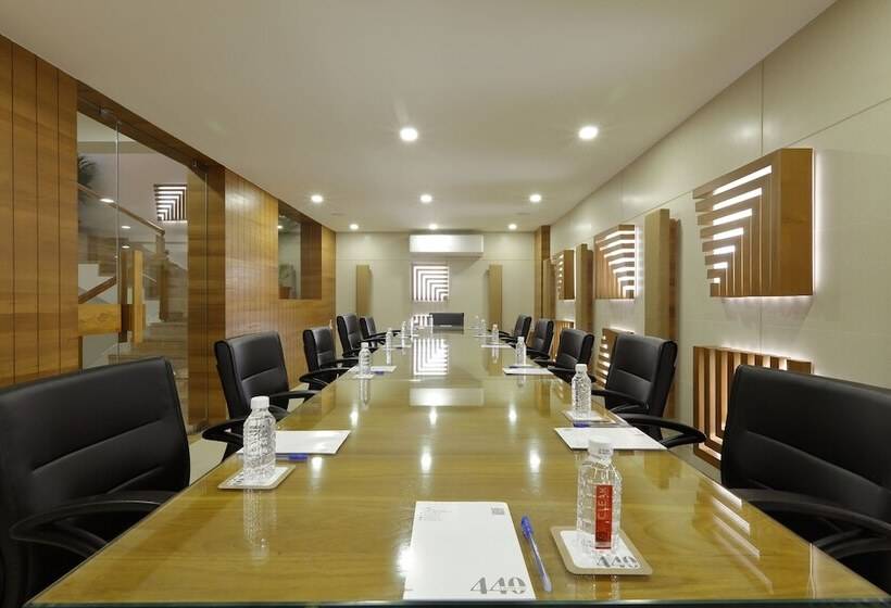 Fotos del hotel 440, A Serene Stay:  22