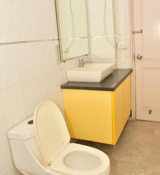 Fotos del hotel Nirvana Suites:  4