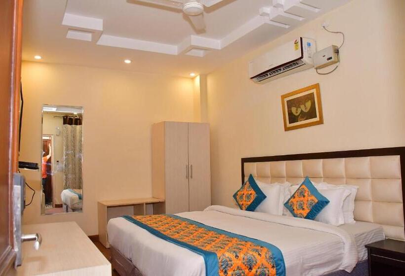 Fotos del hotel Nirvana Suites:  19