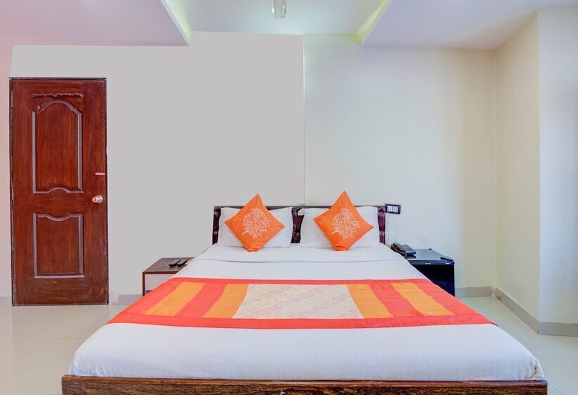 Fotos del hotel Oyo 9748  Girgaon Palace:  15