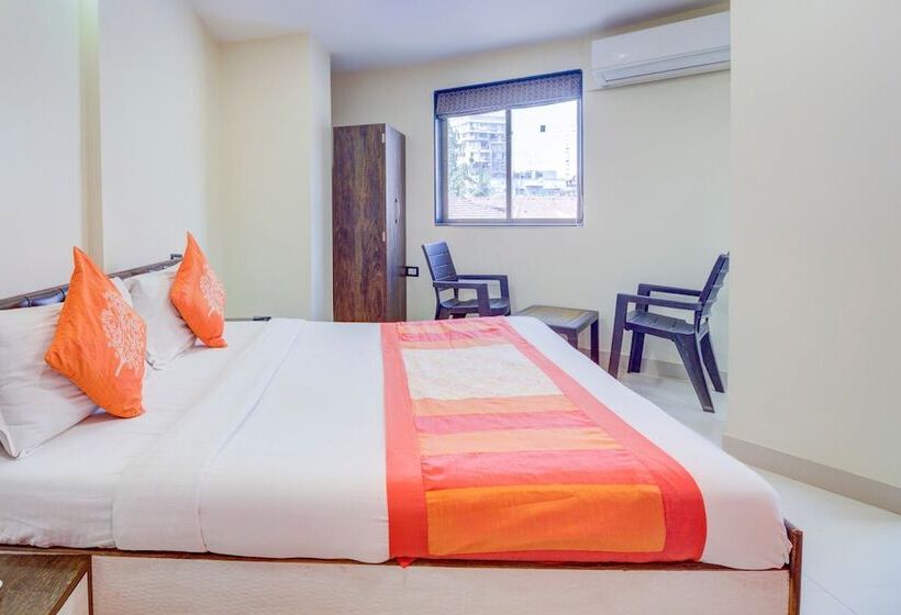 Fotos del hotel Oyo 9748  Girgaon Palace:  8