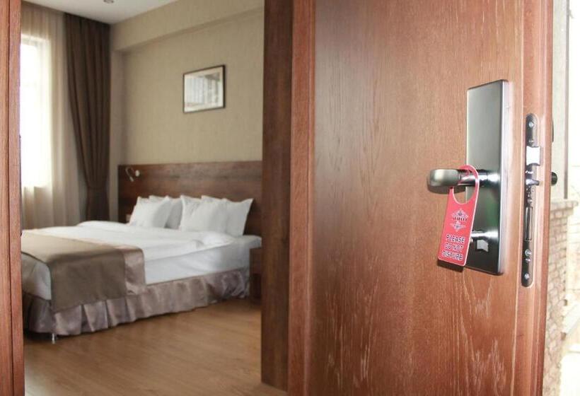 Fotos del hotel Metekhi Line:  2