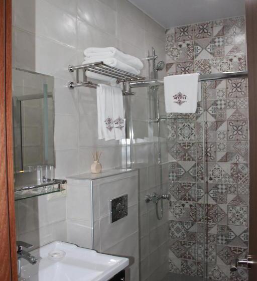 Fotos del hotel Metekhi Line:  9