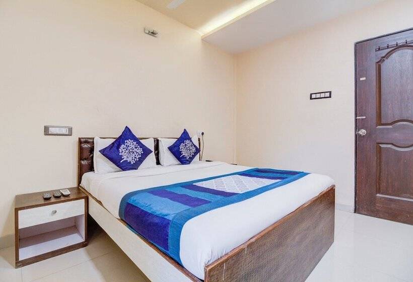 Fotos del hotel Oyo 9748  Girgaon Palace:  20