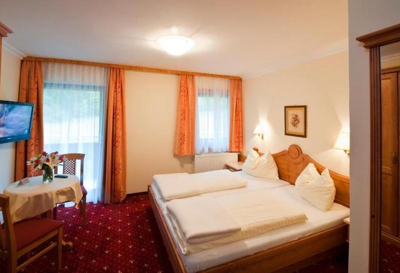 Fotos del hotel Hammerwirt - Forellenhof:  12