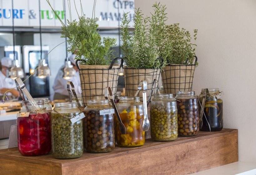 Fotos del hotel Leonardo Plaza Cypria Maris Beach Hotel & Spa:  3