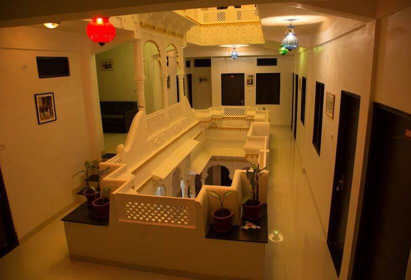 Fotos del hotel Nahargarh Palace:  9