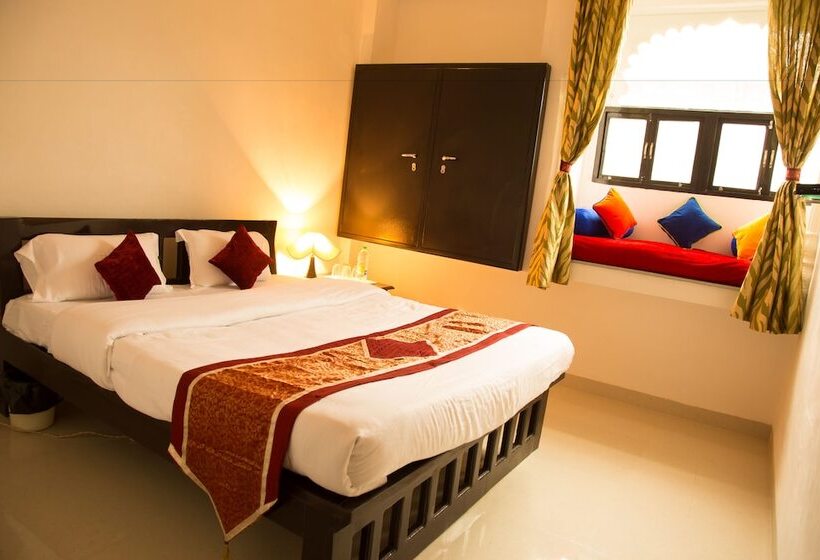 Fotos del hotel Nahargarh Palace:  8