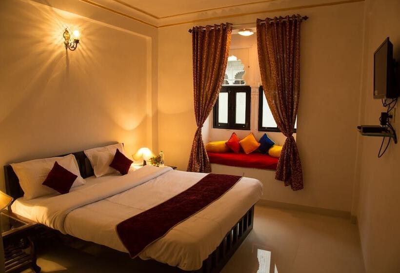 Fotos del hotel Nahargarh Palace:  12