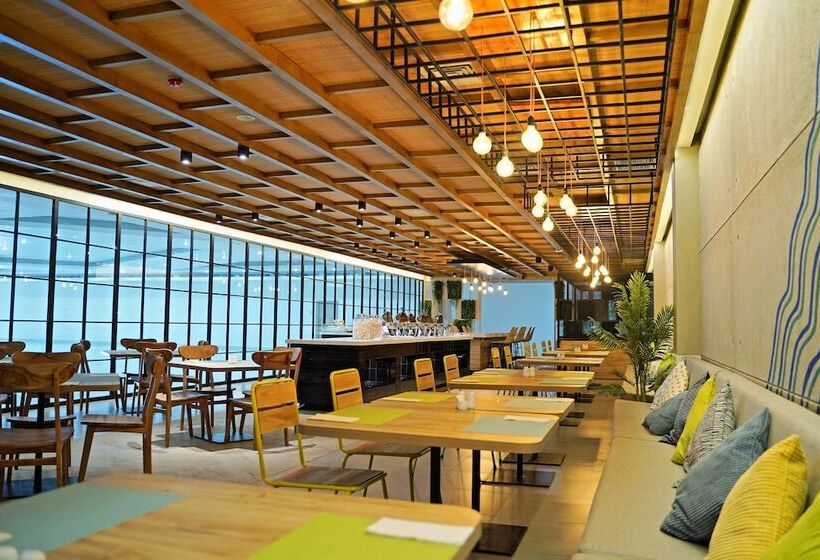 Fotos del hotel Palm Park Hotel Surabaya:  5