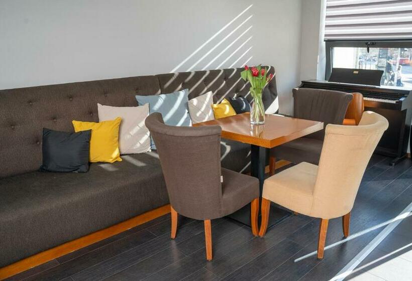 Fotos del hotel Villa Akacija:  16