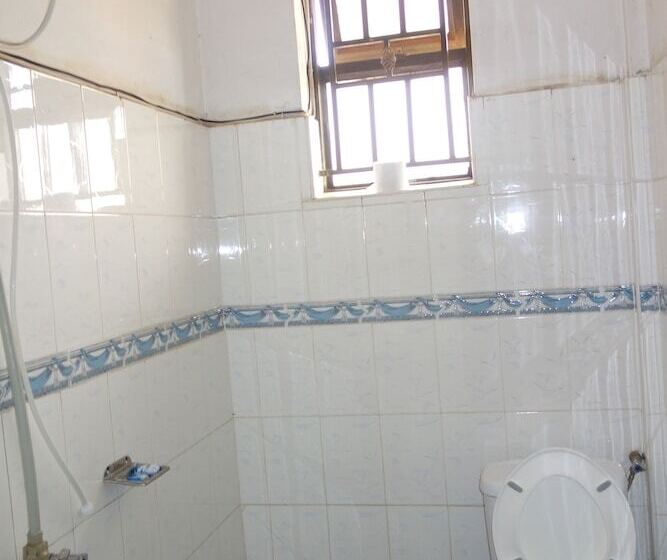 Fotos del hotel Satellite:  16