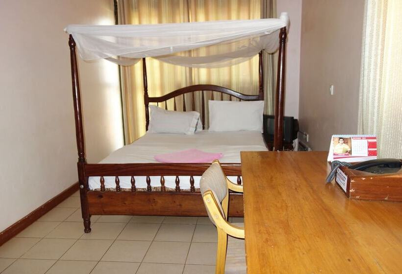 Fotos del hotel Satellite:  18