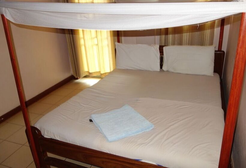 Fotos del hotel Satellite:  22