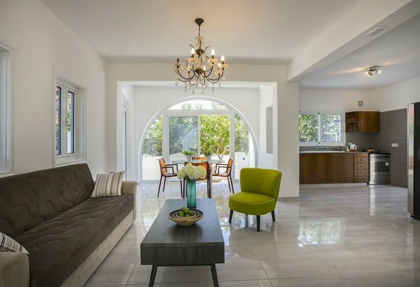 Fotos del hotel Protaras Villa Delphini:  9