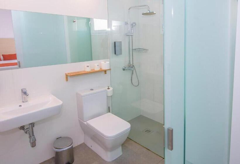 Fotos del hotel Hostal La Isla:  9