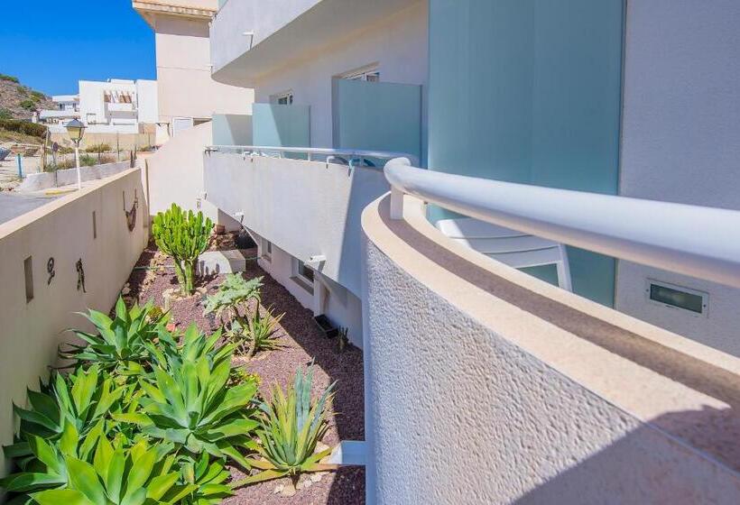 Fotos del hotel Hostal La Isla:  11