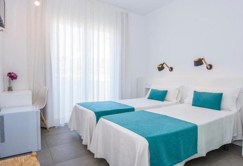 Fotos del hotel Hostal La Isla:  7