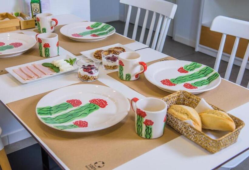 Fotos del hotel Hostal La Isla:  24