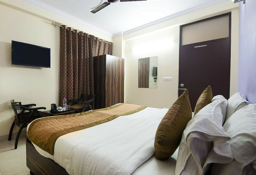 Airport  Paradise Inn