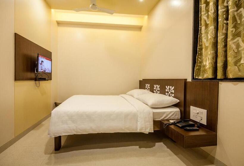 Fotos del hotel City Guest House  Dadar:  25