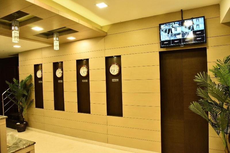 Fotos del hotel Zaith Residency Near Us Consulate & Apollo Hospitals:  21