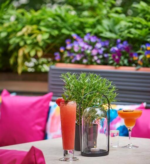 Fotos del hotel Malmaison Cheltenham:  14