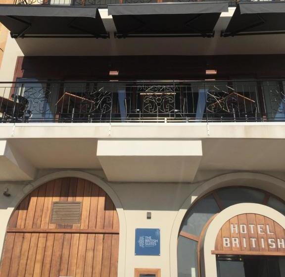 Fotos del hotel The British Suites:  3