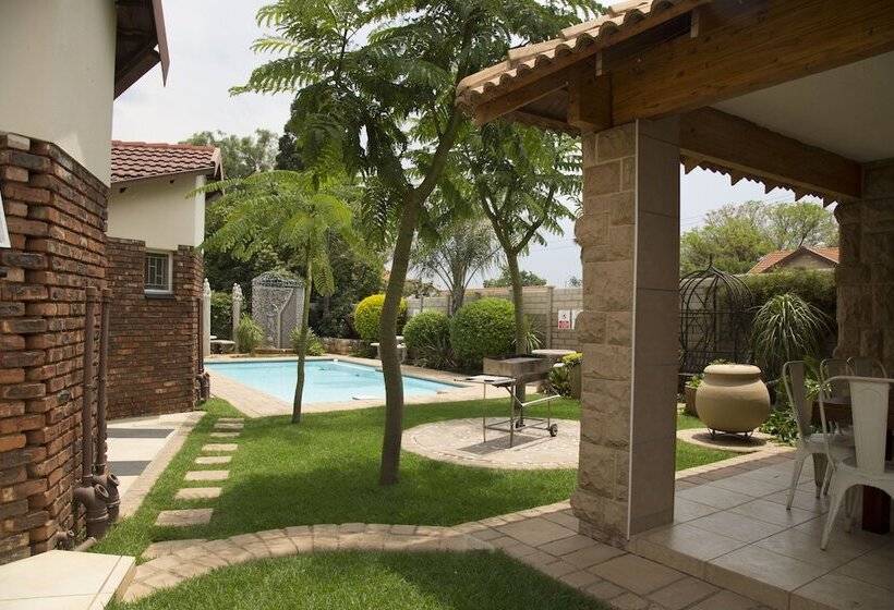 Fotos del hotel Xaviera Guest House:  12