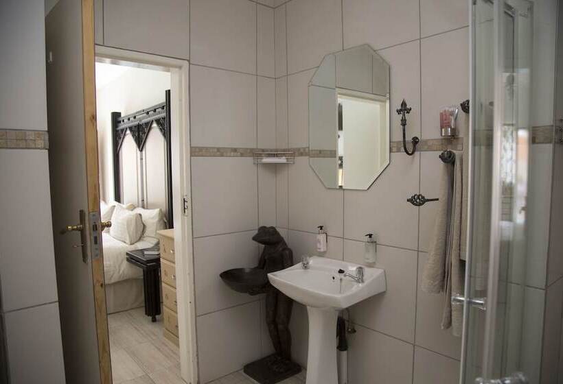 Fotos del hotel Xaviera Guest House:  7